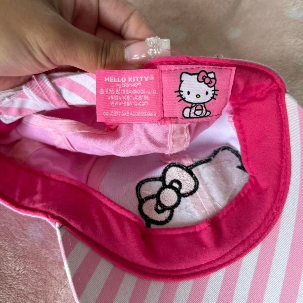 Y2K‎ Pink striped Hello Kitty baseball cap !